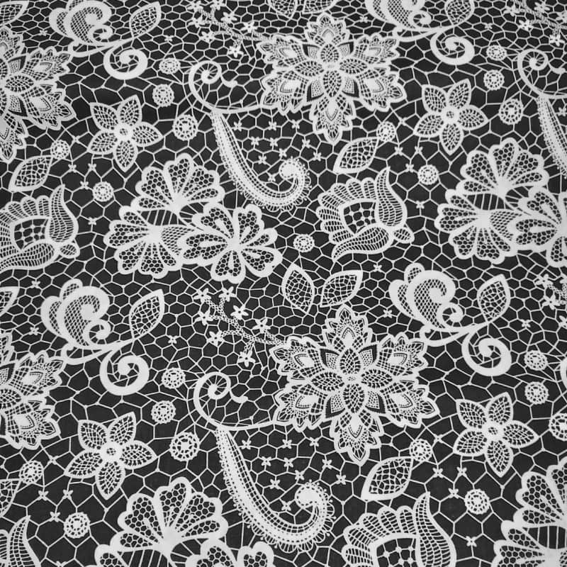 Pamutvászon “csipke”hatású