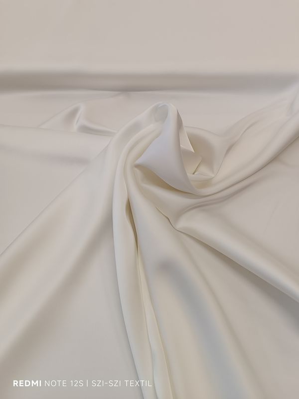 Armani selyem tört fehér