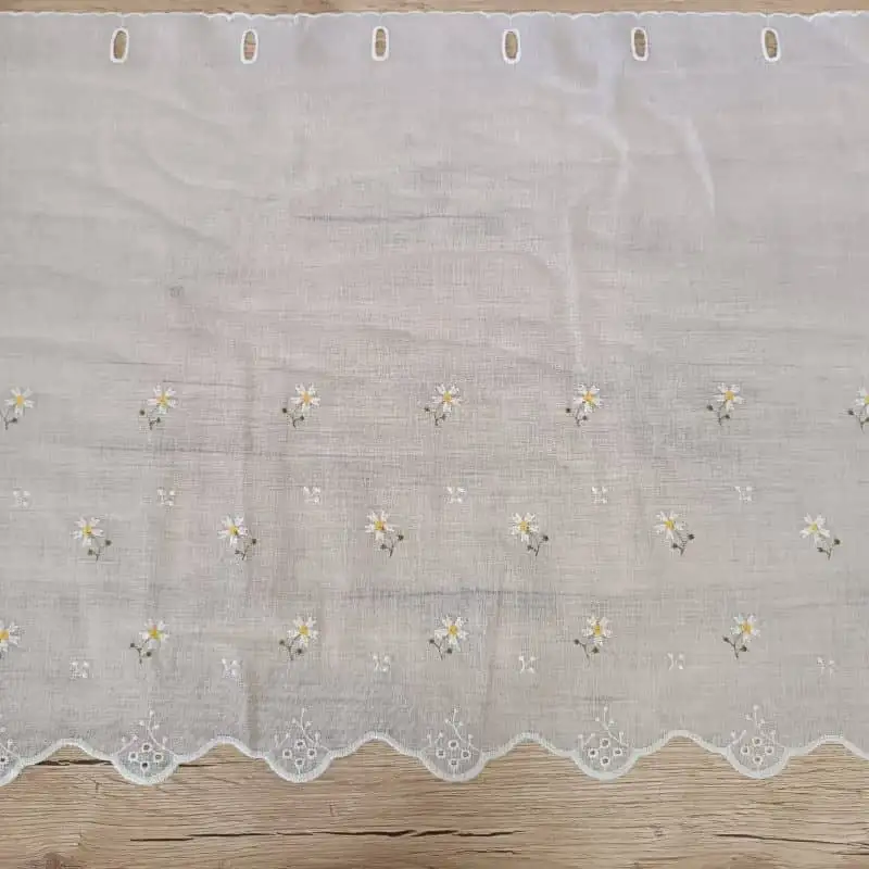 Kamilla virágos vitrázs függöny 45cm