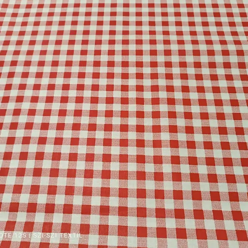 Pamutvászon piros-fehér kockás