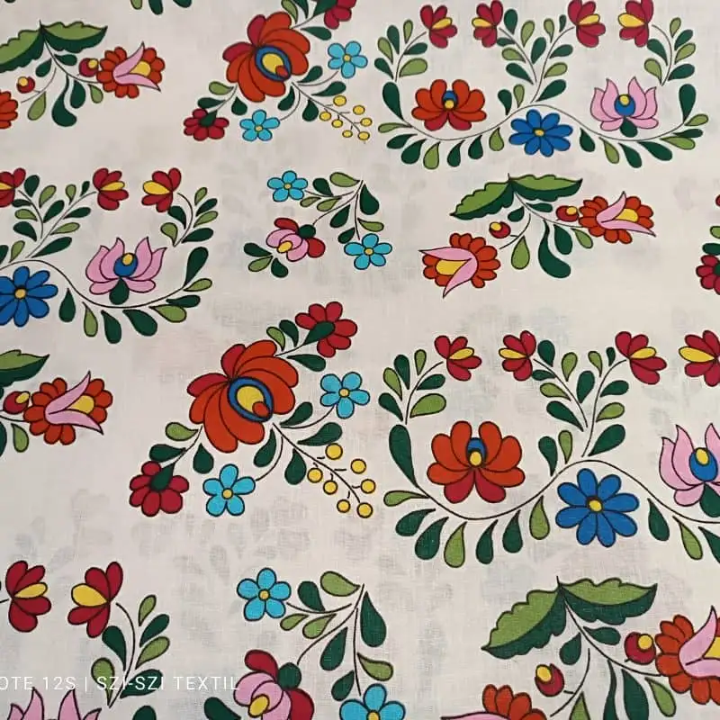 Pamutvászon “matyó” mintás